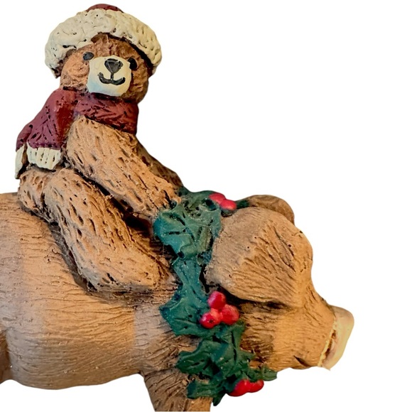 Santa Bear riding Pig Wind-Up Musical Ornament 'Santa Claus is coming to town' - Picture 2 of 14